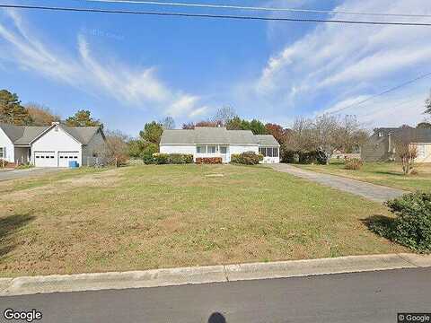 Linda, POWDER SPRINGS, GA 30127
