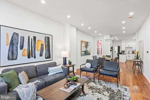 King, LANCASTER, PA 17603