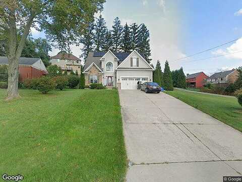 Streets Run, PITTSBURGH, PA 15236