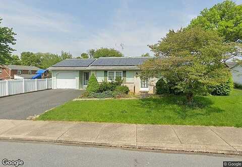 Huyard, NEW HOLLAND, PA 17557