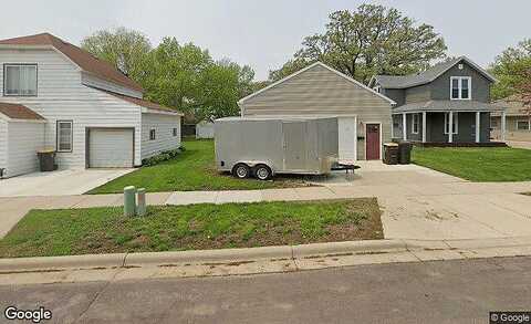 Main, FAIRMONT, MN 56031