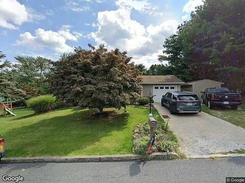 Capri, LEWISBERRY, PA 17339