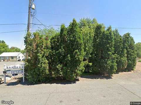 5Th, SELAH, WA 98942