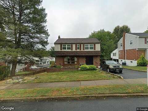 Woodlawn, BROOMALL, PA 19008