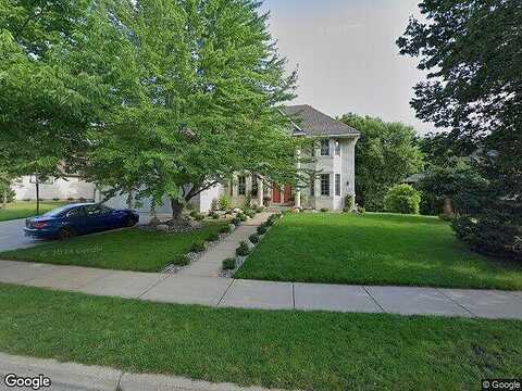 Owasso Hills, SAINT PAUL, MN 55113
