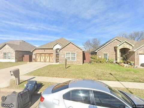 Carol, FORT WORTH, TX 76105