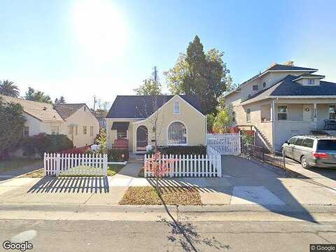 15Th, SACRAMENTO, CA 95820