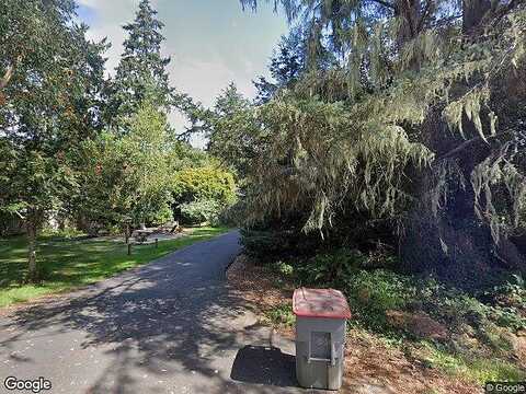 Spruce, SEASIDE, OR 97138
