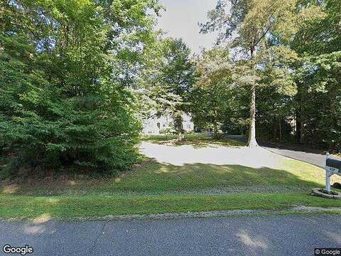 Hall Oaks, GLOUCESTER, VA 23061