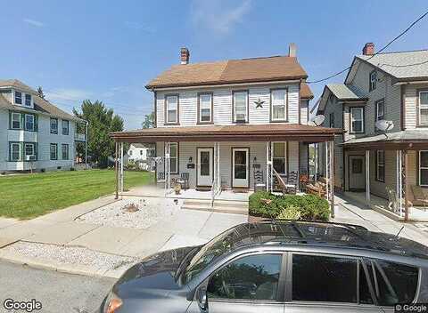 Chestnut, LEBANON, PA 17042