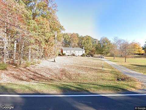 Colonial, RUSTBURG, VA 24588