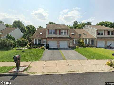 Victoria, EASTON, PA 18045