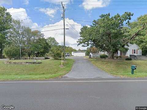 Spring Hill, STAUNTON, VA 24401