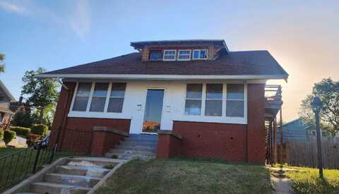 2301 JONES ST, Sioux City, IA 51104