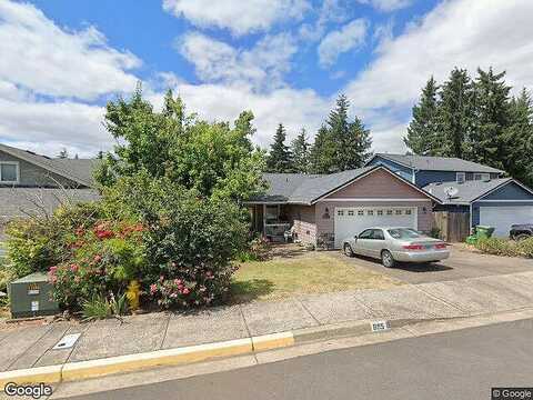 Kristen, COTTAGE GROVE, OR 97424