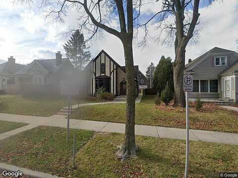 Cramer, MILWAUKEE, WI 53211