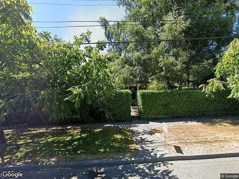 Avenue D, SNOHOMISH, WA 98290