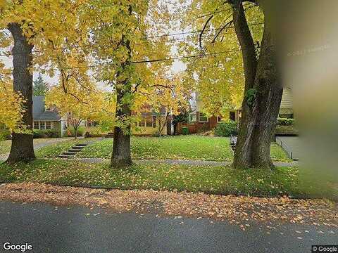 21St, PORTLAND, OR 97212