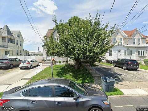 Wells, GLENOLDEN, PA 19036