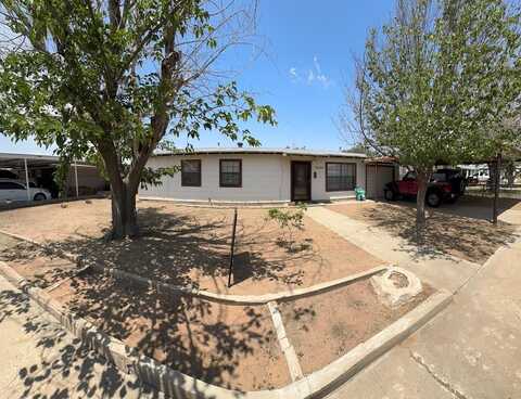 1044 Washington St, Kermit, TX 79745