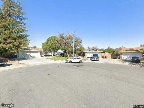 Nina, PITTSBURG, CA 94565
