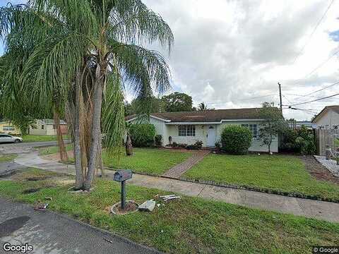 Pershing, HOLLYWOOD, FL 33024
