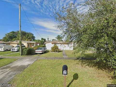 21St, WEST PARK, FL 33023