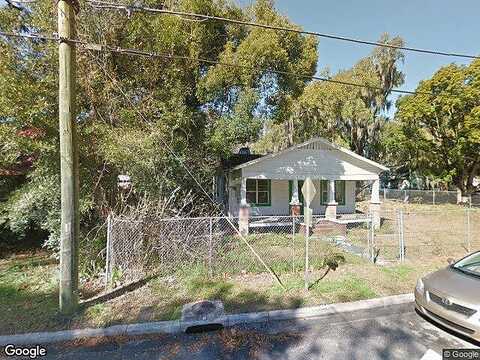 8Th, GAINESVILLE, FL 32601