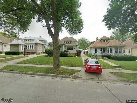68Th, MILWAUKEE, WI 53213