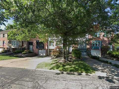 Falls Village, PITTSBURGH, PA 15239