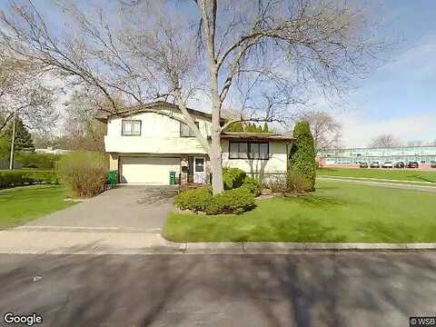 Quebec, MINNEAPOLIS, MN 55426