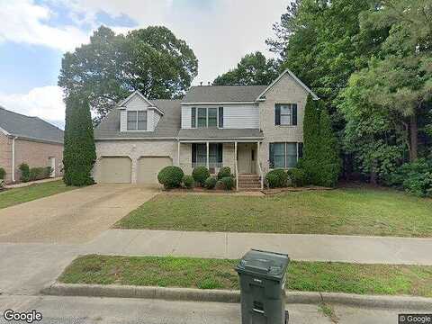 Tristen, YORKTOWN, VA 23693