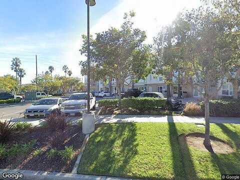 Victoria, OXNARD, CA 93035