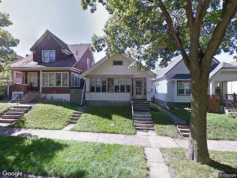 61St, MILWAUKEE, WI 53214