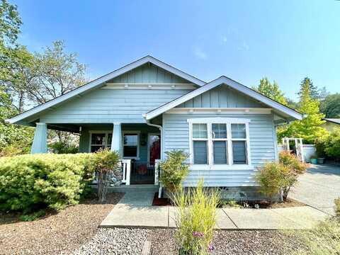 F, GRANTS PASS, OR 97526