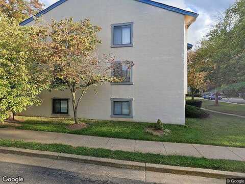 Valentino, OAKTON, VA 22124