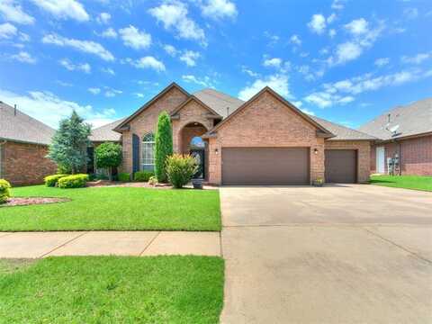 924 Regal Road, Yukon, OK 73099
