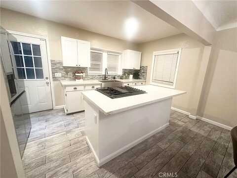 Magnolia, COMPTON, CA 90220