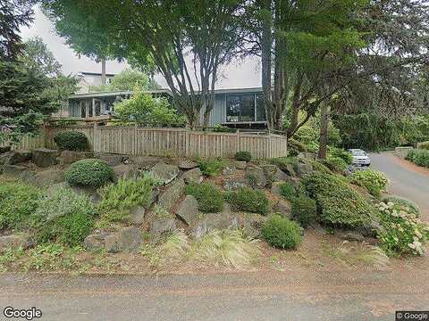 95Th, MERCER ISLAND, WA 98040