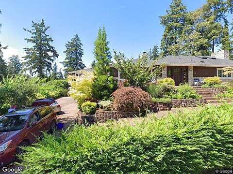 94Th, BELLEVUE, WA 98004