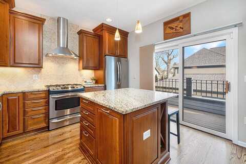 Edgewood, MILWAUKEE, WI 53211