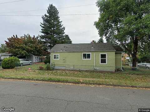 Pine, PORTLAND, OR 97216