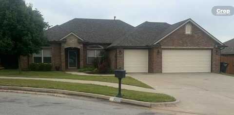 2508 SE 10th Court, Moore, OK 73160