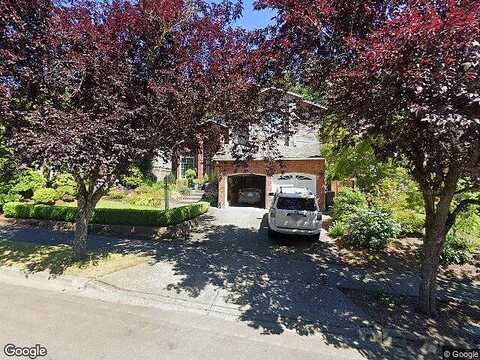 17Th, KIRKLAND, WA 98033