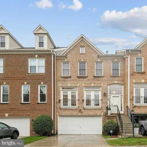 Laar, FAIRFAX, VA 22033