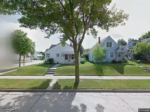 64Th, MILWAUKEE, WI 53219