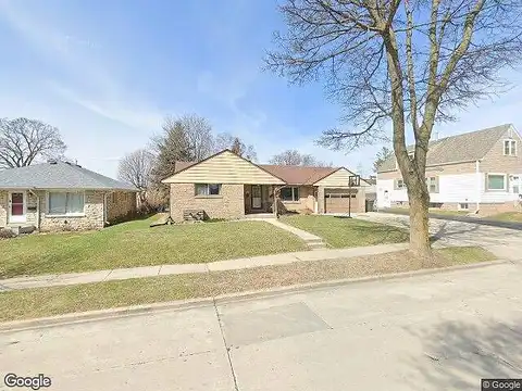 98Th, MILWAUKEE, WI 53227