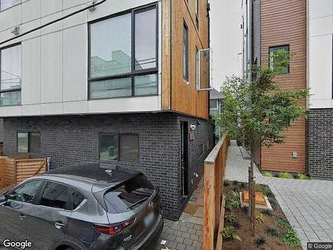 13Th, SEATTLE, WA 98122