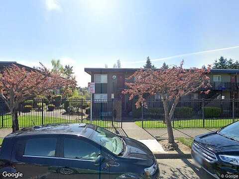 27Th, TACOMA, WA 98409