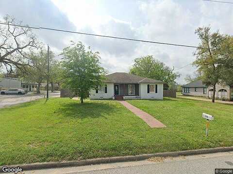 Main, MADISONVILLE, TX 77864